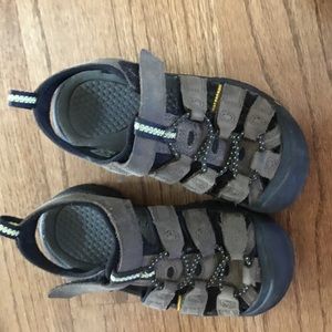 Boys Keen sandals size 12